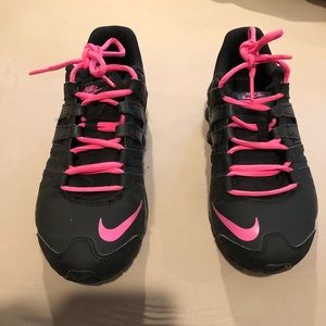 Girls Nike Shox